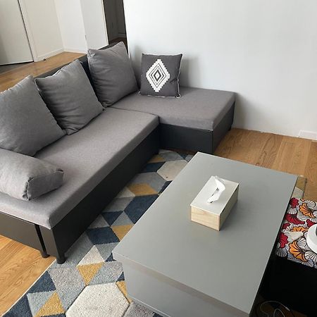 Smb Apartment Безон Екстериор снимка