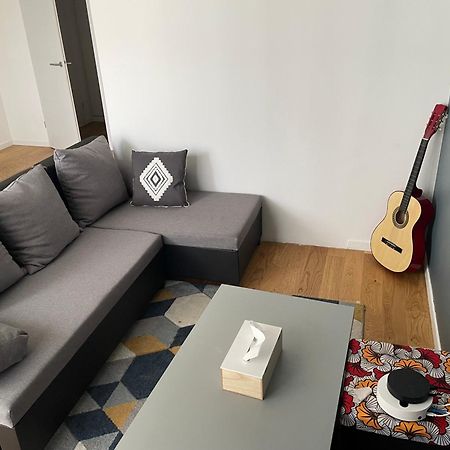 Smb Apartment Безон Екстериор снимка